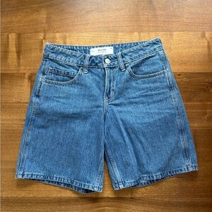 NEW Hollister Low Rise Baggy Jean Shorts / Jorts